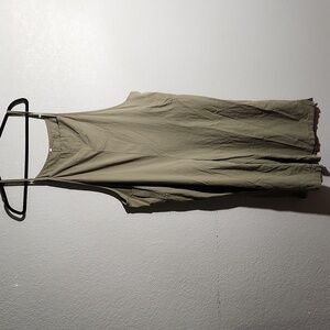 Romper Womens olive green 3xl runs smaller like Size 3x juniors